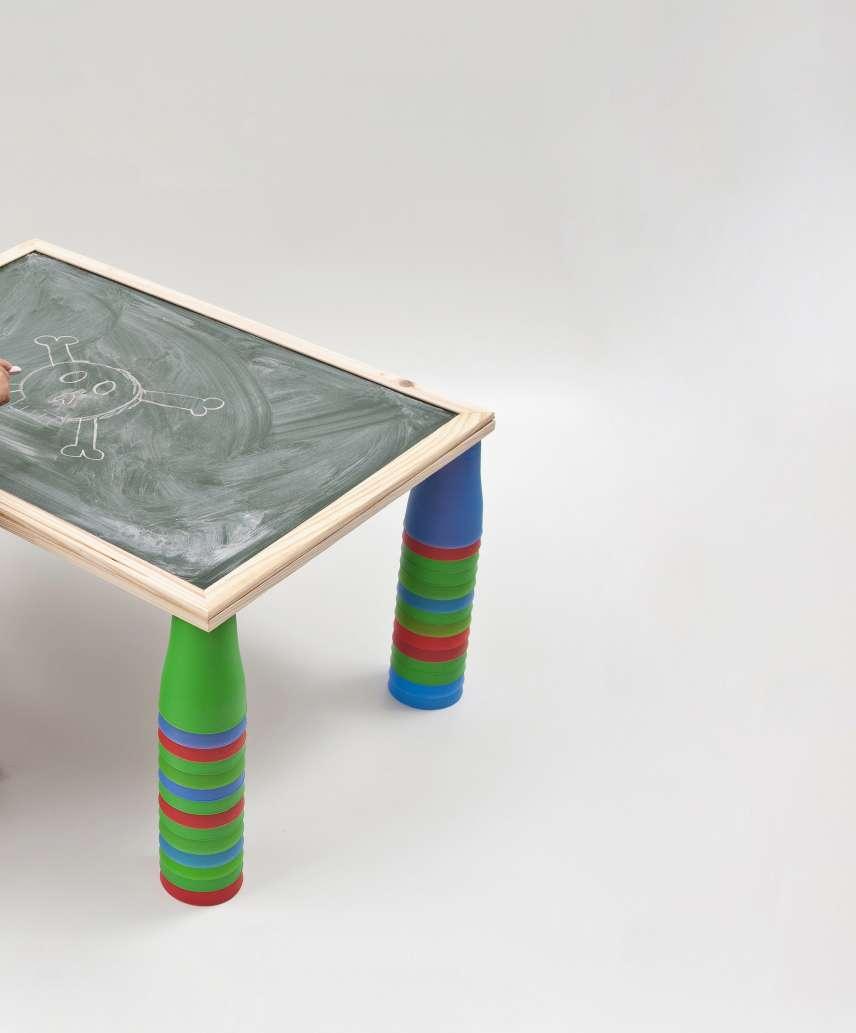 wood Size table: 75x54,5x46 cm