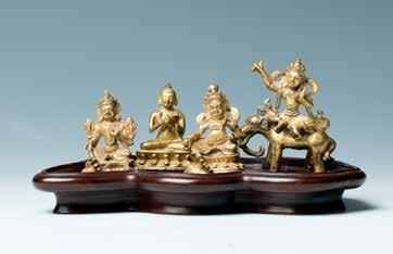 H: 10cm W: 8cm $500-$800 077 十九世纪一组四件鎏金铜佛像 A group of four different gilt bronze Buddha, one sitting on an elephant, one sitting