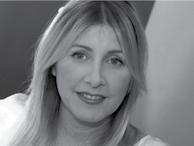 Emanuela Restelli Over 20 years experience as a Senior Trainer for Estée Lauder Companies and 90.