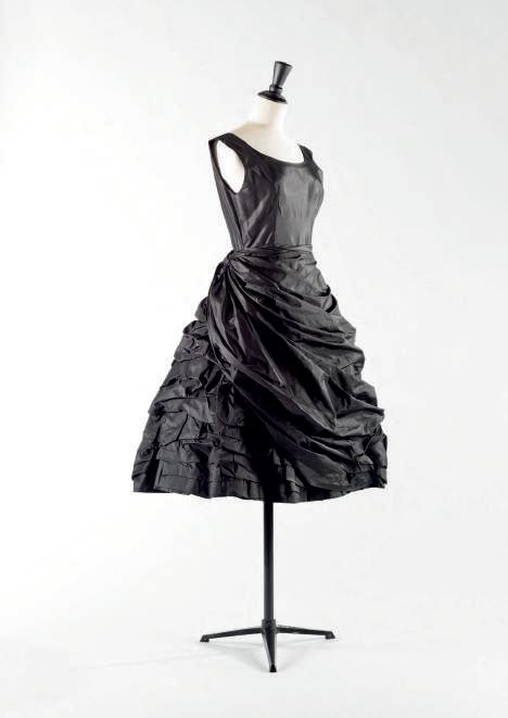 Dress Designed with Eisa, summer 1956 Ruffled silk taffeta. Crin petticoat lined in organza-covered silk taffeta Palais Galliera, gift of Miss Aubert.