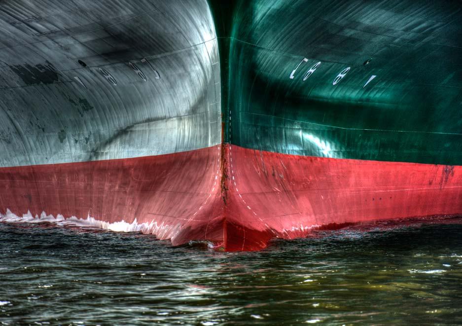 His magical photos not only show parts of ships, but real ocean liners that tell thrilling
