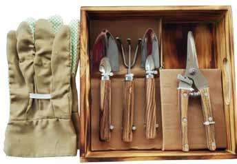 Home & Living 5pc Garden Hand Tools Contains 2 x Hand Trowels, 1 x Hand Fork,