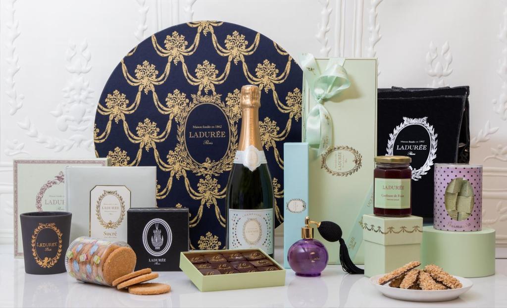 spray 1 Scented candle Othello 1 Bottle of Ladurée champagne 1 Box of
