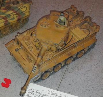 ??? Card model Very poor fitting parts 2 Robert Aaberg 35 th King Tiger?? 3 Robert Aaberg 35 th Tiger 1?