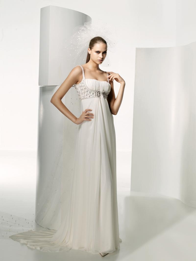 I want a copy of this Manuel Mota dress which is called Saman