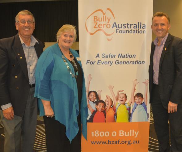 THE ROTARY CLUB OF DINGLEY VILLAGE BULLETIN From the President Our Community Bullying Forum with Oscar Yildiz this week was a great success. Oscar is certainly an interesting and motivating speaker.