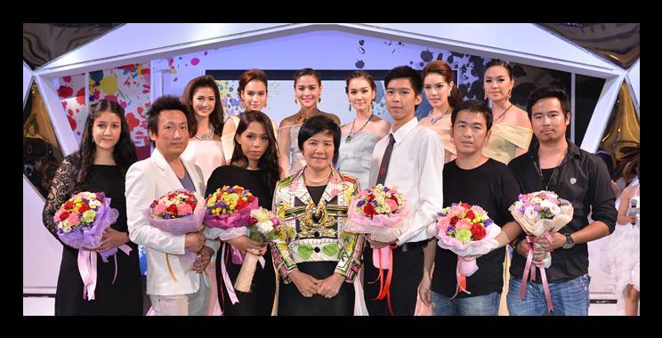 Fashion show of jewelry design student of The Gem and
