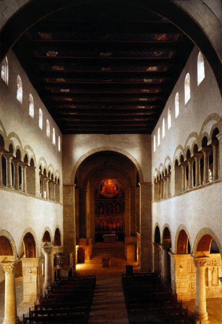 Ottonian Empire Interior, church of Saint Cyriakus, Gernrode, Germany 961-973 A large apse replaced the entrance in the westwork, with two cylindrical towers rather than