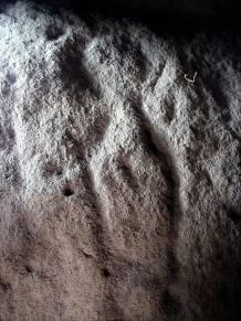 Some grooves appeared to be associated with cupules. A theory was produced from Australia that they could have been created by the friction of tree roots.