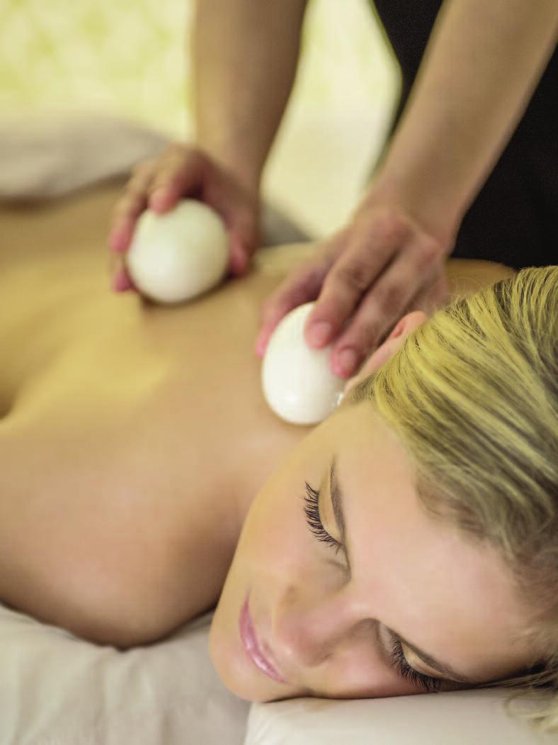 SIGNATURE BODY MASSAGE B A L H A R B O U R B R I L L I A N C E M A S S A G E This energy-driven treatment incorporates powerful crystals, chakra balancing and botanical-rich oil to firm, tone,