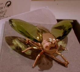 801 Product Name Brooch Fly Akima, olive