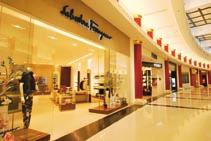 RETAILER SHOWCASE DFS Galleria Okinawa March/April 2005 Luxury boutiques a palatial experience Can there be a more upscale, better-presented boutique area anywhere in the travel retail world than the