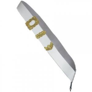 GPC1082G Scottish White Drummer Leather Cross Belt With Gold Thistle Buckle GPC-1082P Made of quality robust leather with a sturdy gold tone buckle Trimmings with a thistle