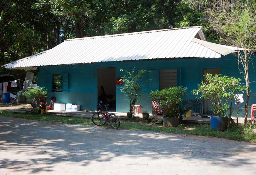 The Pulau Ubin Artists-in-Residency Programme The Pulau Ubin Artists-In-Residency Programme offers artists an opportunity to stay in a kampung house and work in a studio space on the island of Pulau