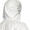 S TYVEK LABO Category III TYPE 5 TYPE 6 EN 1149-5* EN 1073-2** Class 2 Protecting wearers and processes in laboratories and clean environments p soles soles