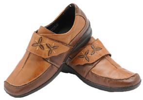 Lemnos Pretty leather shoe with Velcro opening for a