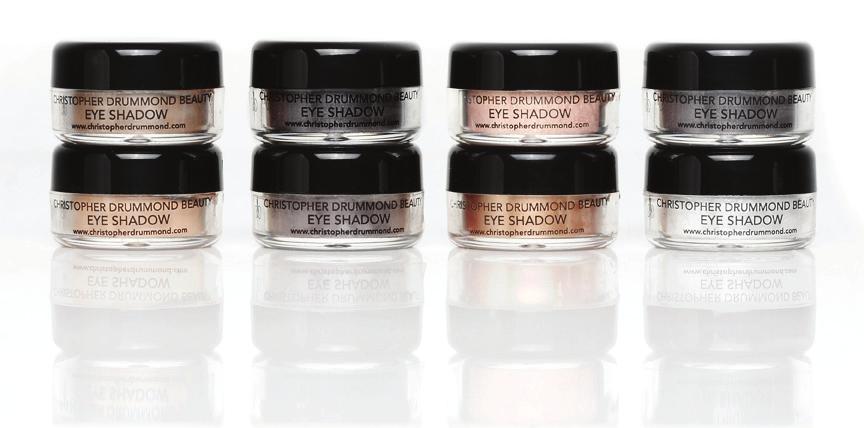 Eyeshadow Its creamy, powder texture ca be bleded with aother to lighte, darke, or itesify toe.