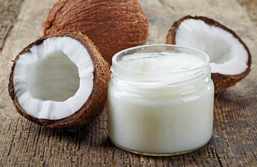 THREE: Coconut Oil Coconut oil is the prefect addition to natural body care products such as lotion, body butter, hair masks, and massage oil.