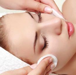 AUTUMN OFFERS 30 40.50 Relax Facial with FREE Travel Kit ** Plan our 1 hour Relax Facial and receive a FREE Travel Kit worth 30.