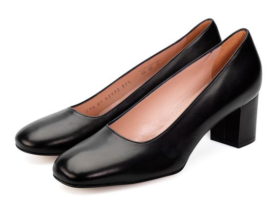 Louise M Block Heel The Louise M Block Heel is the most popular shoe for airline Cabin