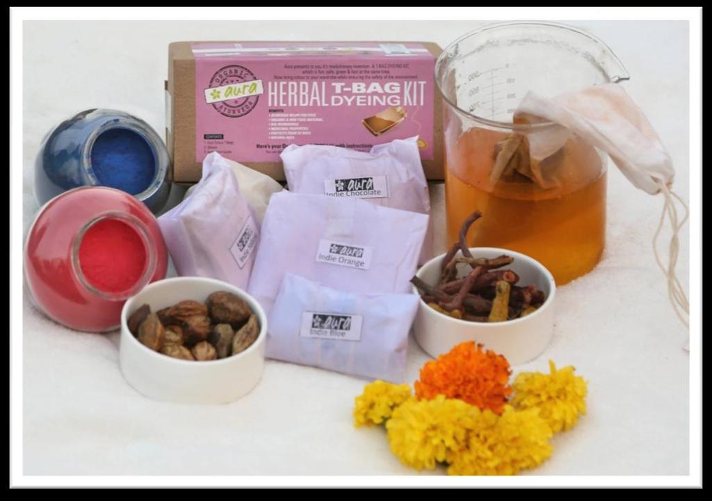Contents : 4 Herbal dye Powder in dip Bag (blue, chocolate, orange and yellow) A pair of Gloves