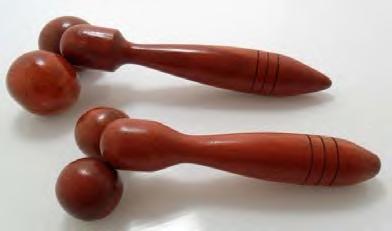 DP-23 Red Hardwood DP-23 Coco Wood DP-23 Pinch Roller Massage tool These roller tools are mainly for the arms, shoulders, calves, thighs and neck.