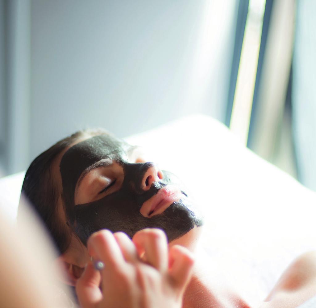 Soul Retreat 65 Foot Ritual, Back Massage, Face Mask and Scalp Massage Give yourself a treat with this beautiful nurturing therapy that will leave you feeling comforted and peaceful.