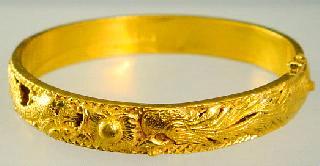 454 455 456 Lot # 438 438 Chinese high karat yellow gold ring, stamped.999.