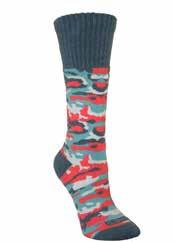Ladies Camouflage Crew Sock WA439 (1 PACK) Soft blend of polyester, acrylic and merino wool to keep feet dry and comfortable. Arch support reduces slipping and bunching. Fights odors.