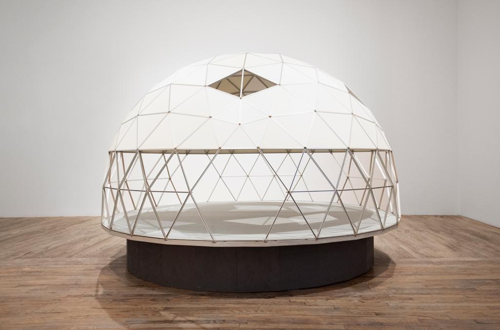 Bernard Kirschenbaum, Model Dome Cluster (1 Dome), 1966, masonite, plexiglass, aluminum, installation view.