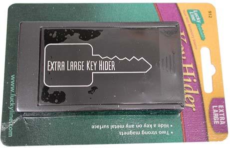 Extra large magnetic key hider Will even accommodate large plastic head keys. Two heavy-duty magnets keep hider in place on any metal surface.