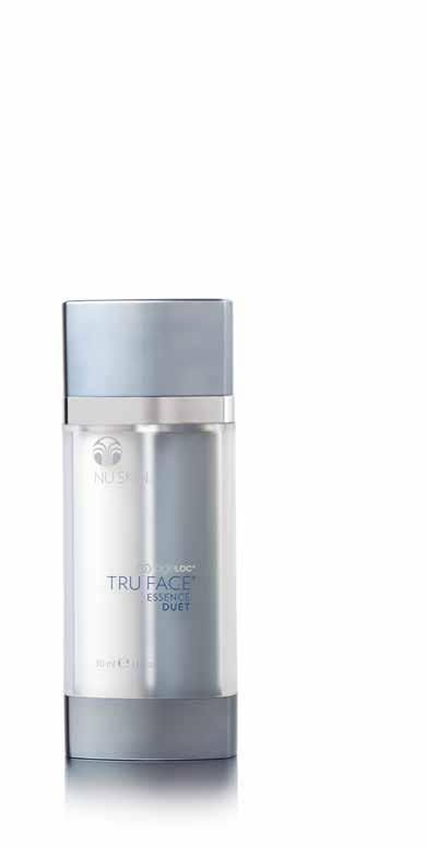 Formulated with Ethocyn and an antioxidant network, ageloc Tru Face Essence Ultra promotes the key components of a firm skin and helps to protect it from oxidative stress.