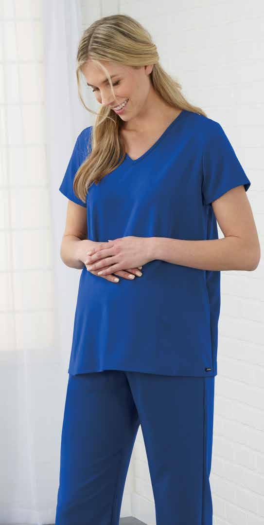 PLEATED BACK MATERNITY TOP T-shirt inspired v-neck for an on trend look Deep side entry front pockets store your gear out of the way Sporty pleated back allows room for growing tummies TRI-BLEND