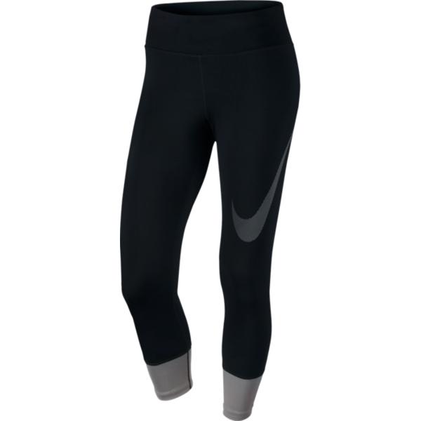 Out short features Nike Flex fabric that is stretch woven to allow your body optimal range of motion.