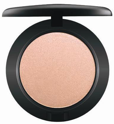 PREP + SET + GO TRANSPARENT FACE POWDER: MTSP 01 PREP+SET+GO Wear under foundation to prep skin, over to lock in makeup Matte finish Blurs the look of pores and fine lines
