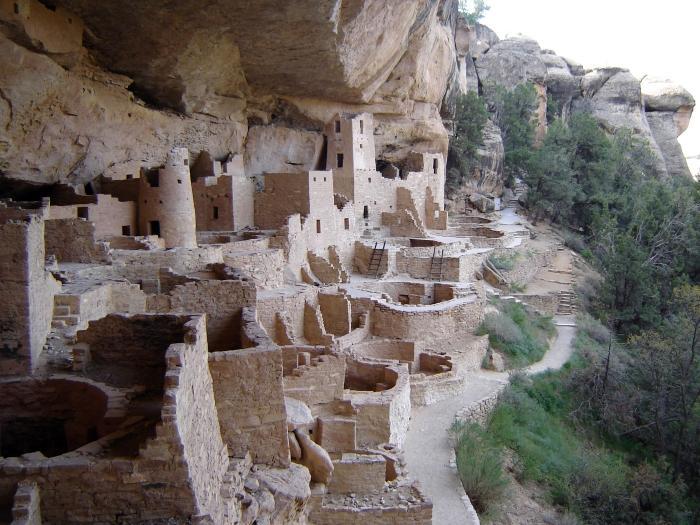 Civilization Located in Montezuma County, Colorado The Mesa Verde Cliff Dwellings are scattered throughout Mesa Verde National Park Embedded in mountains that are