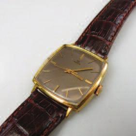 $800/1,200 327 Omega Meister Wristwatch circa 1960 s; 17 jewel cal.