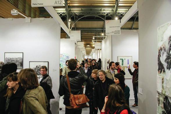 A DYNAMIC BUSINESS ENVIRONMENT HAILED BY ALL GALLERIES Collectors actively participated in DRAWING NOW PARIS.
