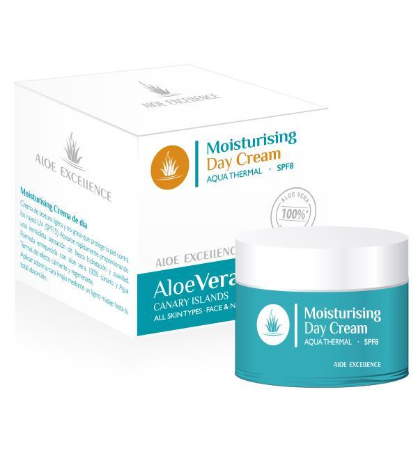 MOISTURIZING DAY CREAM A cream with a light and non-oily texture which protects the skin against UV rays (SPF8).