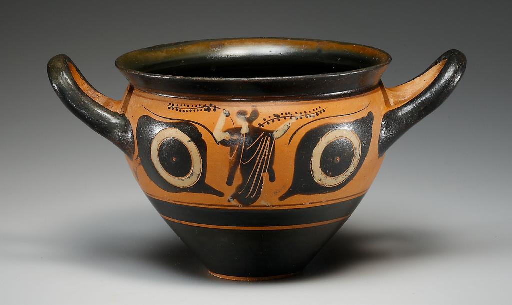 Cahn s Quarterly 4/2016 A BLACK-FIGURE MASTOID CUP, ATTRIBUTED TO THE HAIMON GROUP. H. 8.4 cm. Clay.