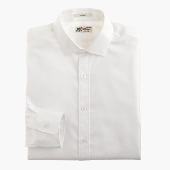 OXFORD BUTTON-UP SHIRT For button-up shirts, start with the white oxford semi-spread or spread collar. Point collars give off strange dracula vibes. Most good brands like J.