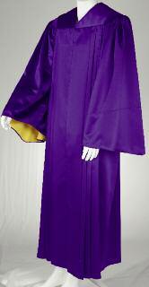 The reverse side of this stole is the same color as the outer edge. GH 122 VNOS Focus on the inside sleeve bands that bring a subtle addition to this style robe.