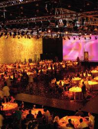 L OFFICIEL HORECA AWARDS L Officiel presents awards of the most prestigious restaurants, hotels and cafe in