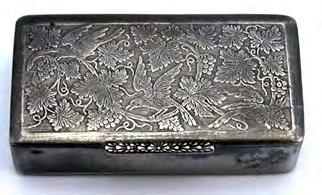 and 7/16" deep Snuff box with cast decorated lid with central love birds and foliate outer