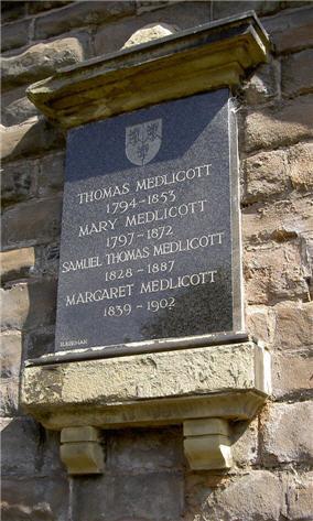 Medlicott family This plaque is mounted brickwork above the top row of the catacombs on the right-hand side as you face the catacomb archways.
