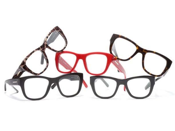 Italian eyewear export 2015: first 10 mkt and share Sunglasses Frames 1 USA 27,7% 1 USA 20,9% 2 France 11,0% 2 France 16,9% 3 United Kingdom 6,9% 3 Germany 9,2% 4 Spain 6,3% 4 United Kingdom 7,8% 5