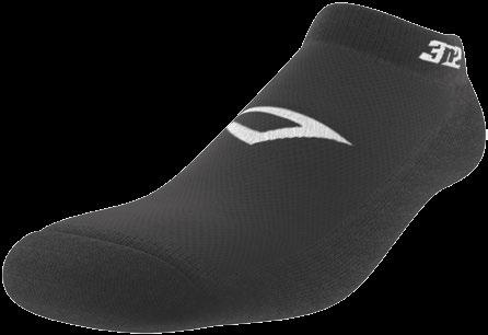 FULL-LENGTH SOCKS 4200-01 OFFICIATING ACCESSORIES 3N2 FULL-LENGTH SOCKS are made of ultra-comfortable poly-cotton with elastane and feature a highly efficient moisture