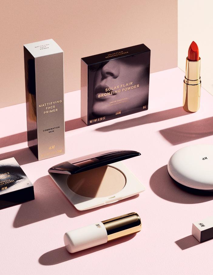 H&M OUR BRANDS BEAUTY H&M s new and extended high quality beauty range offers make-up in all the shades of the season as well as hair styling, body care and make-up accessories.