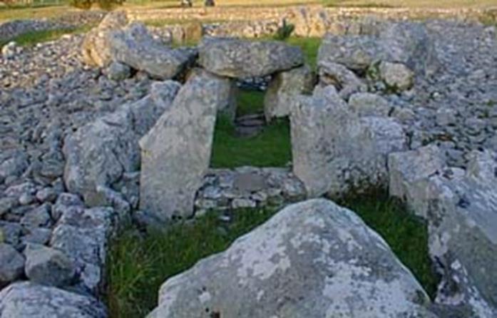Dolmens/Portal Tombs: a huge stone table.
