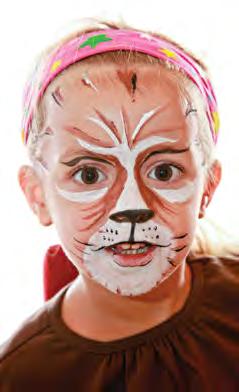 Lion Face Paint Steps What You ll Need: black face paint white face paint brown face paint cosmetic sponges paintbrushes cup of water paper towels 1. Start with the white face paint.
